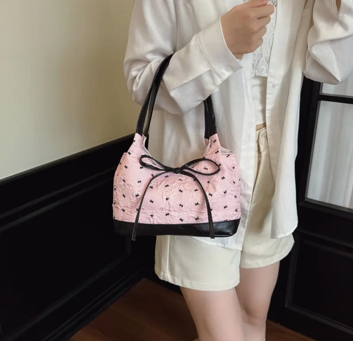 Polka Dot Handbag with Decorative Bow