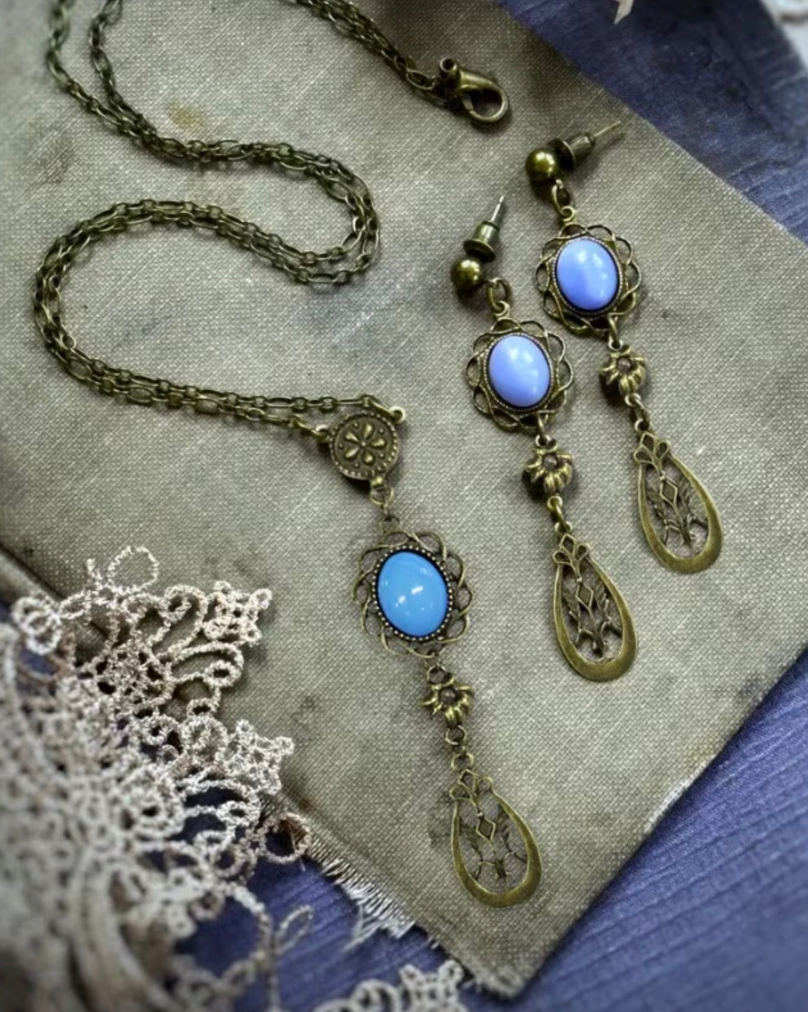 Retro Water Drop Moonstone Necklace and Earrings Setc
