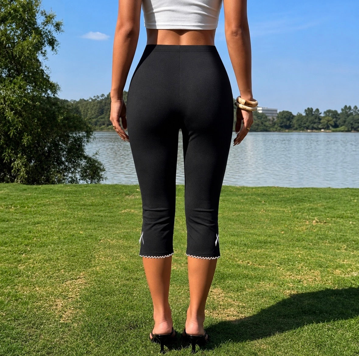 Capri Leggings with Bows