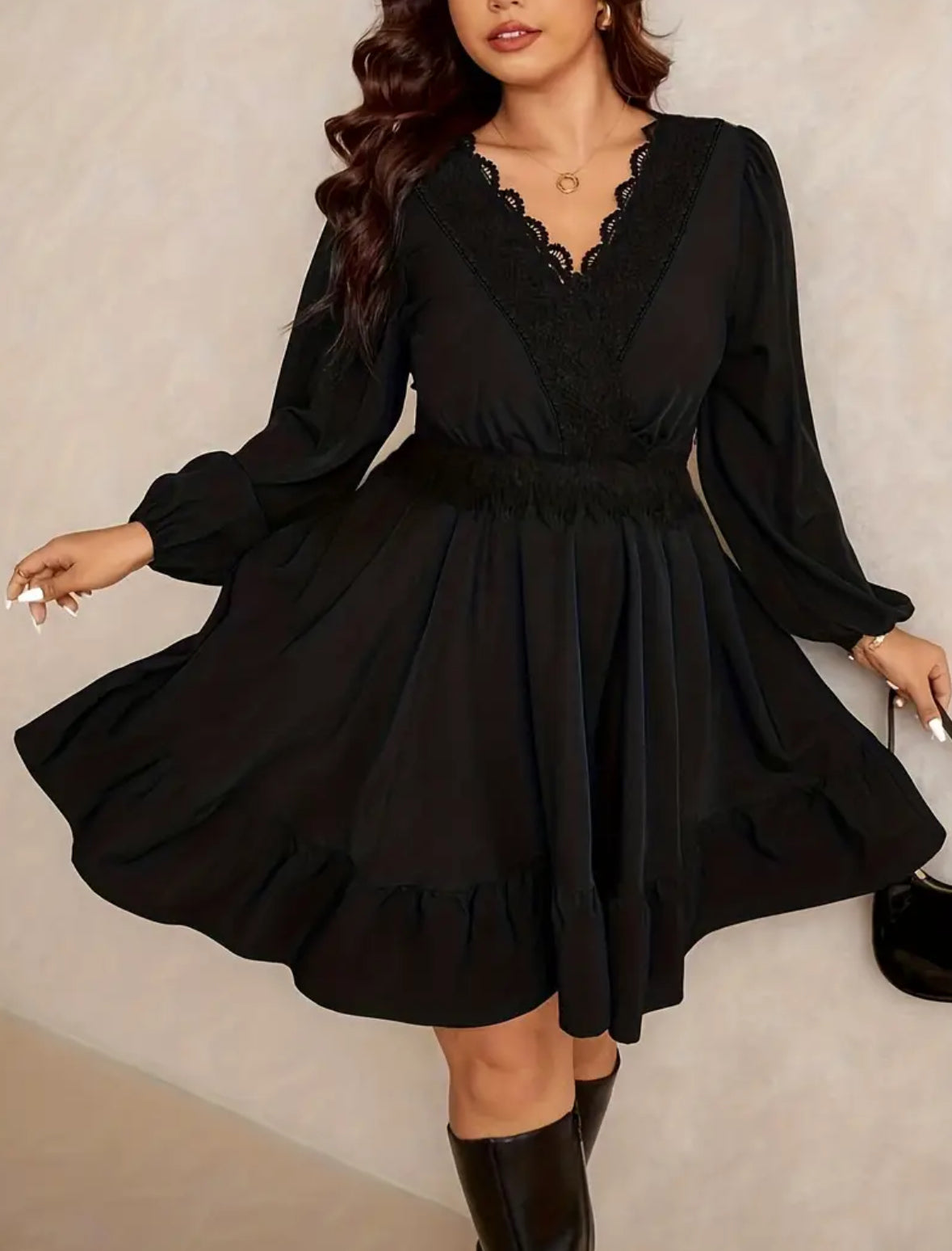 Plus Size French Style V-Neck Lace Ruffled Maxi Dress