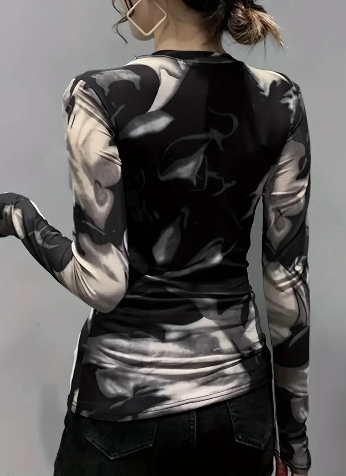 Long Sleeve Color Block  Mesh Top