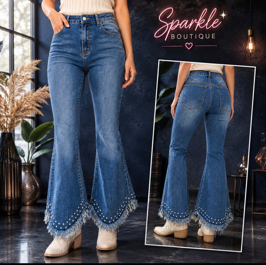 Plus Size Retro Jeans with Frayed Raw Edges And Rhinestones