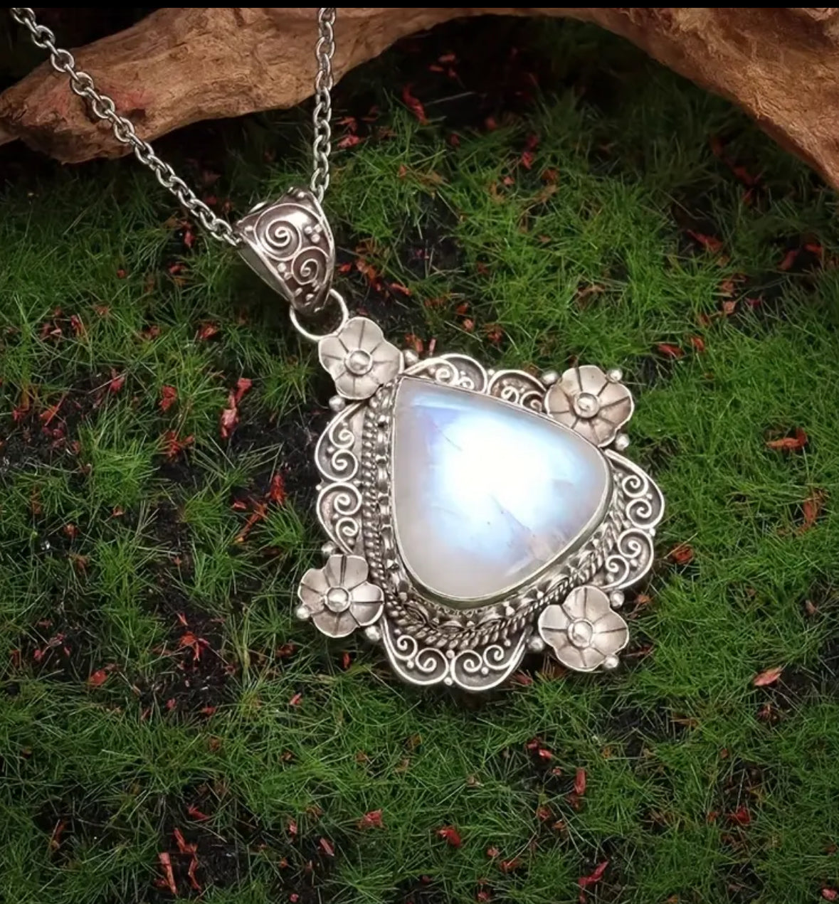 Bohemian Tear Drop and Floral Necklace