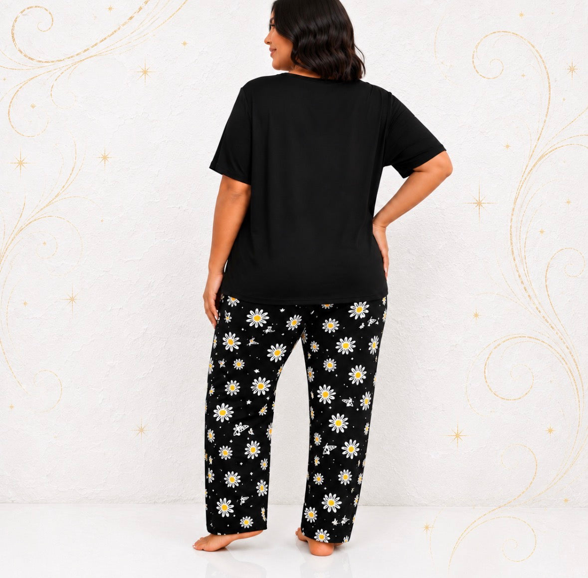 Plus Size Daisy and Butterfly Two Piece Set