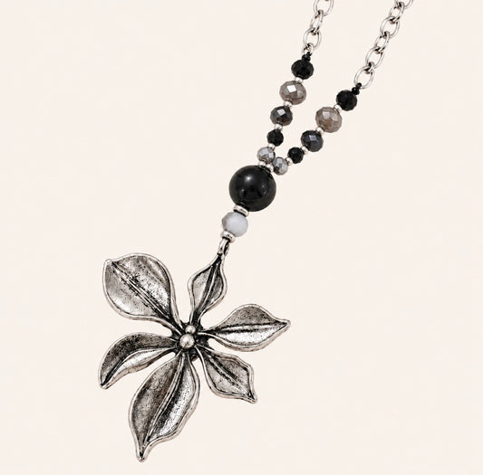 Retro Flower Necklace with Beaded Chain