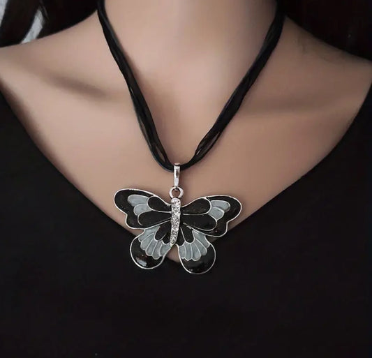 Butterfly Inlaid with Cubic Zirconia Ribbon Necklace