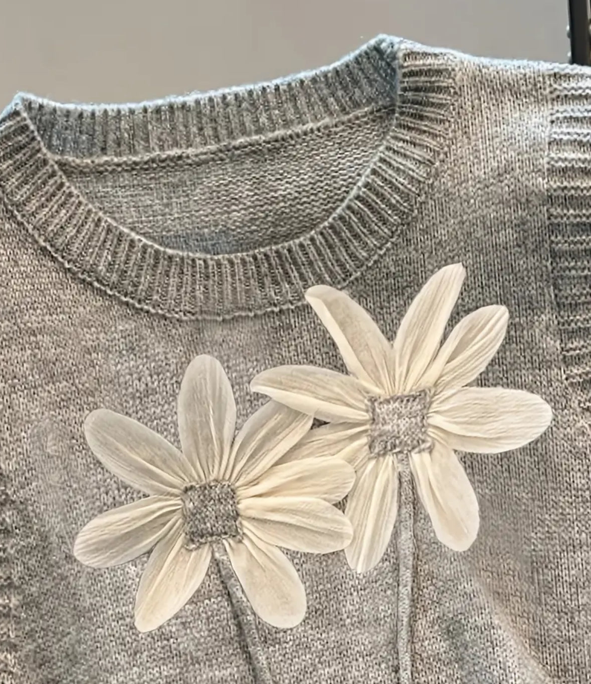 Sleeveless Pullover Vest with Floral Appliqué