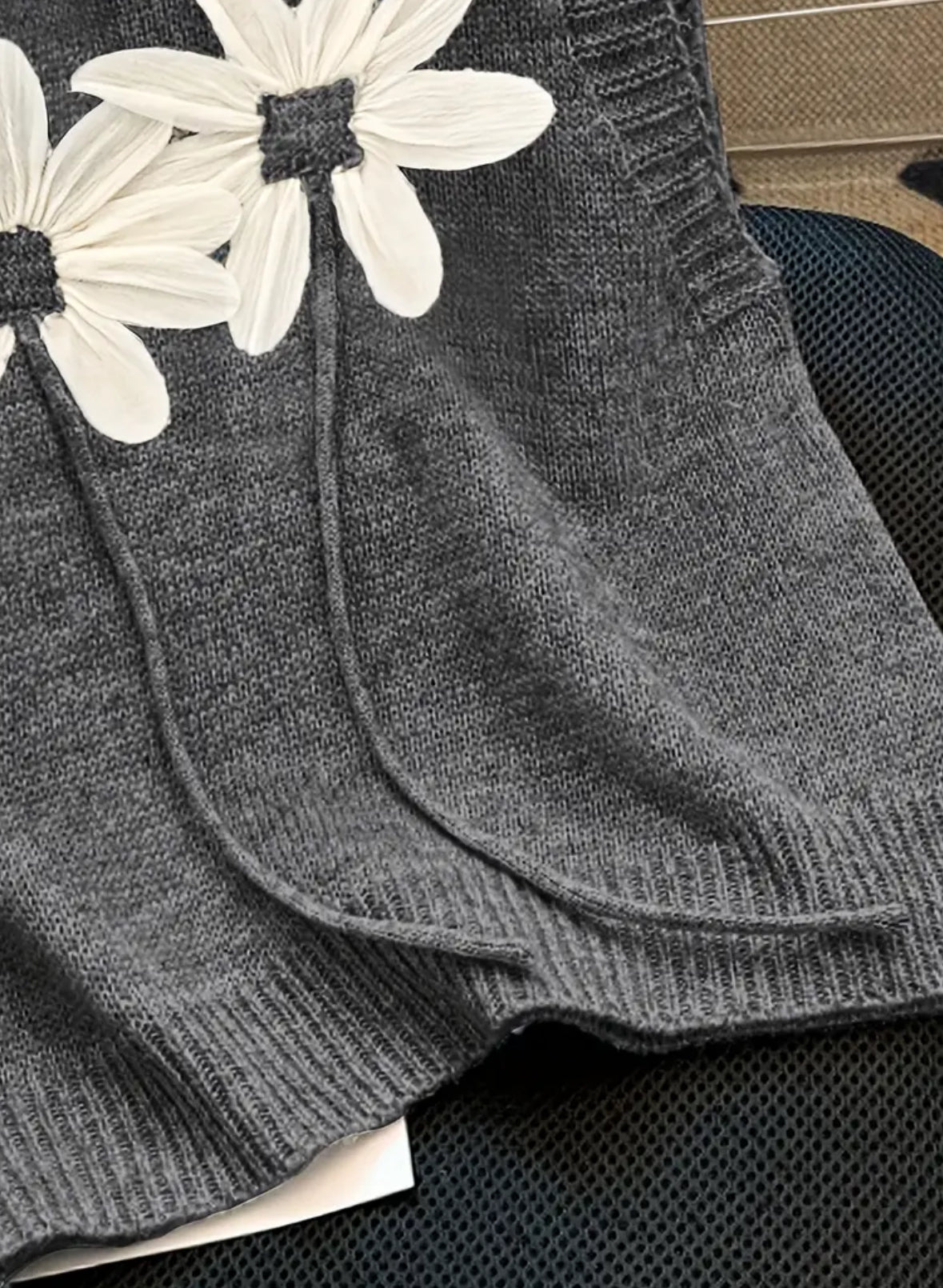 Sleeveless Pullover Vest with Floral Appliqué