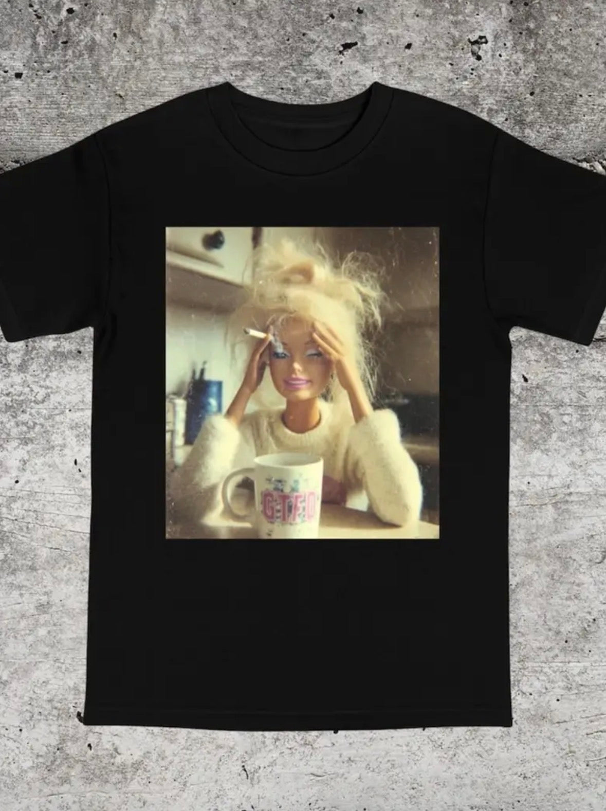 Short Sleeve T-shirt - Dollface