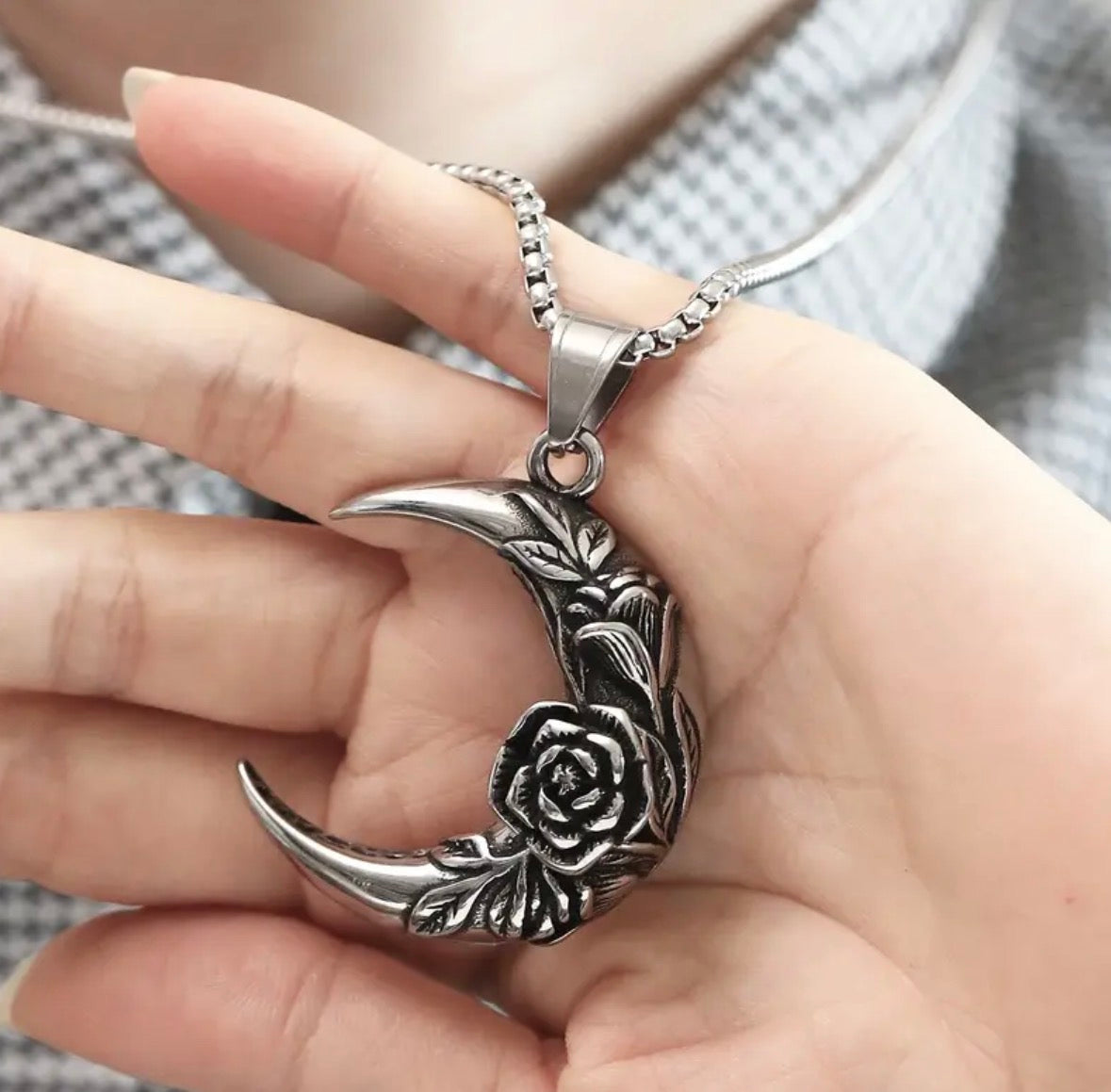 Gothic Rose Moon Necklace
