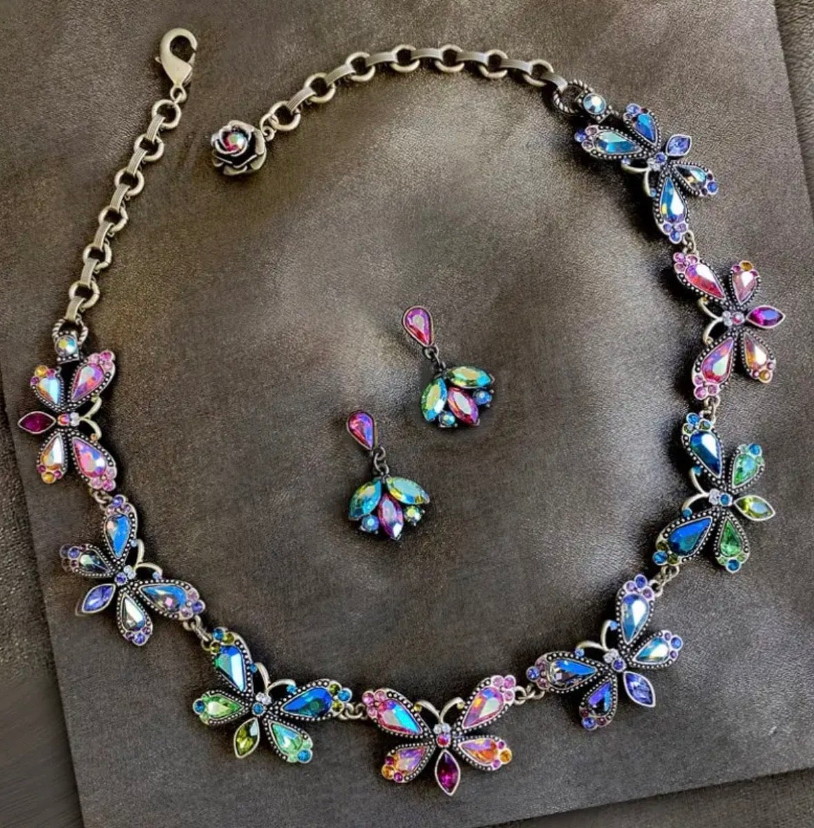 Retro Aurora Butterfly Necklace and Earrings Jewelry Set