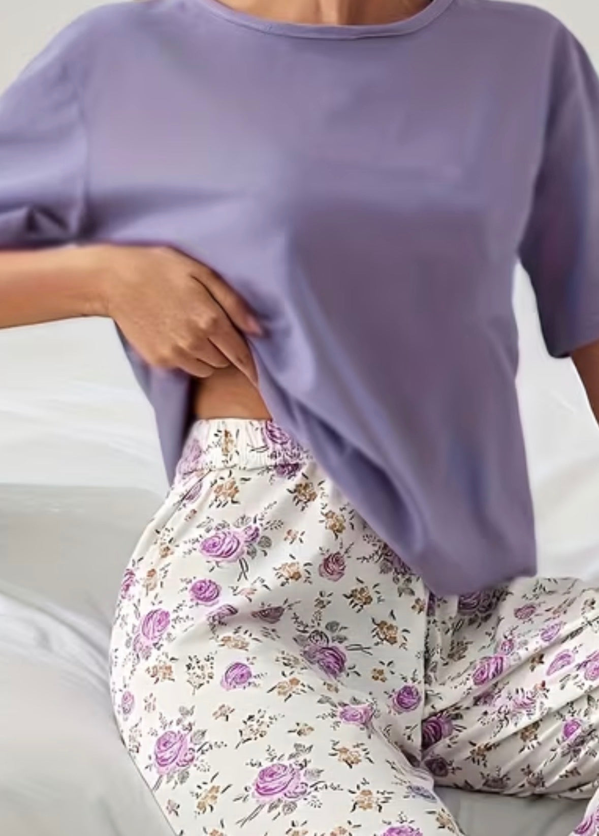 2-piece Solid Short Sleeve Top with Floral Bottoms Loungewear Set