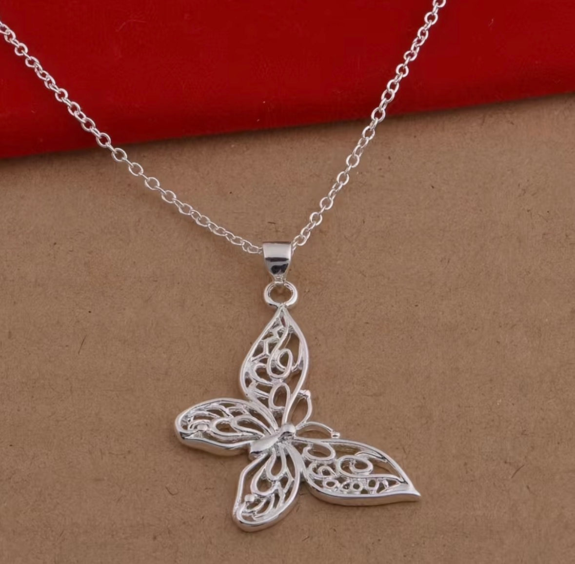 Hollow Butterfly Necklace