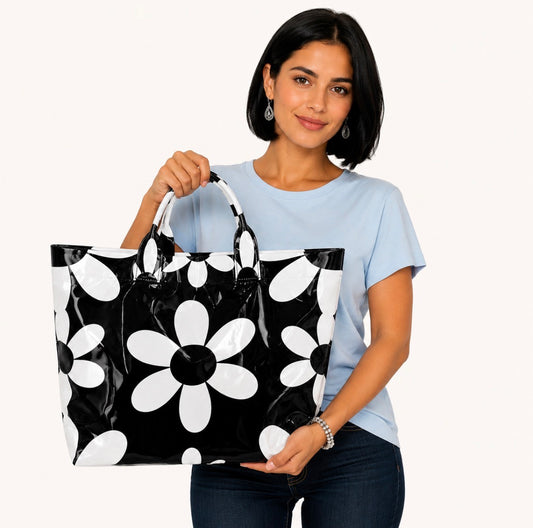Retro Black and White Daisy Print Bag