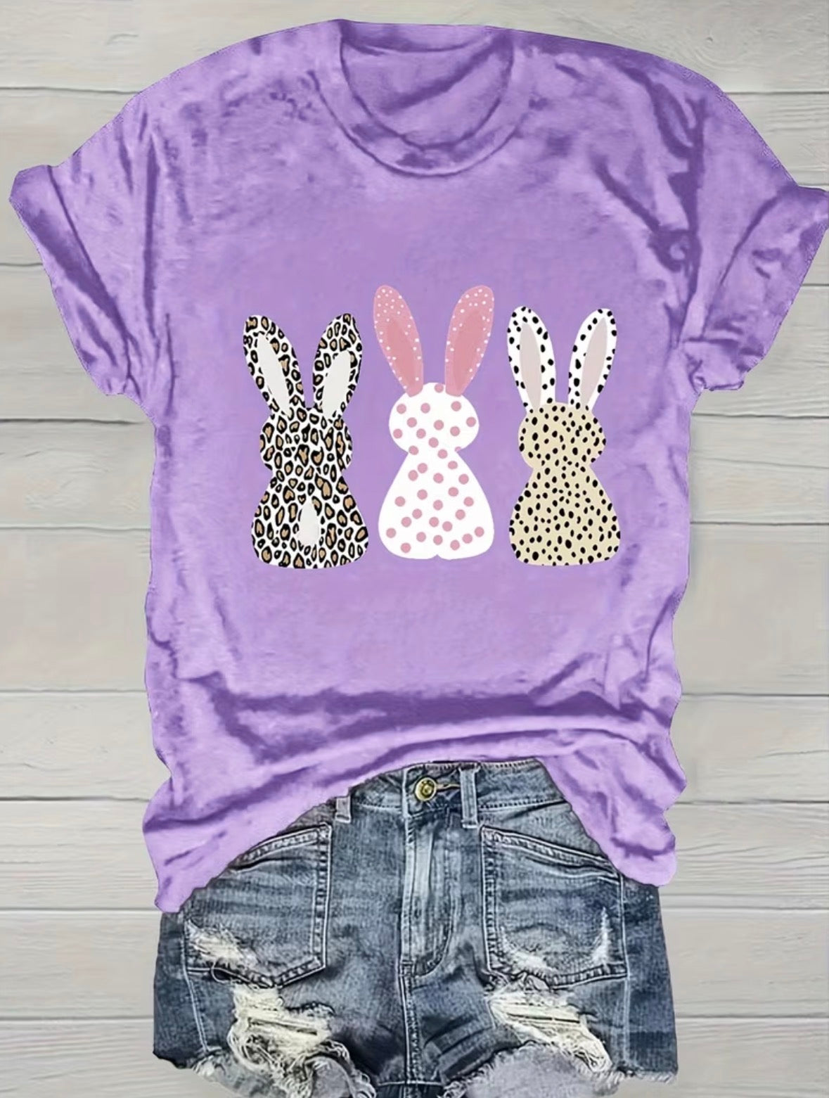 Short Sleeve Graphic T-shirt - 3 bunnies