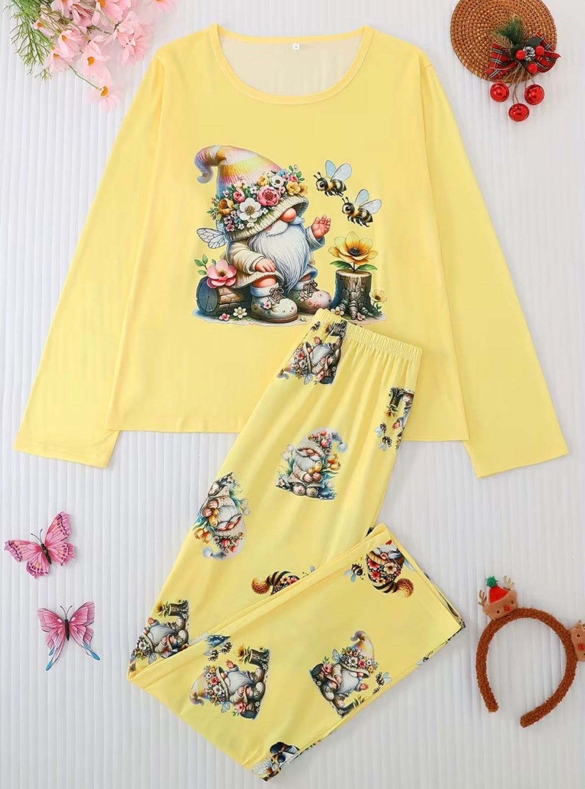 Plus Size 2-piece Gnome Loungewear Set