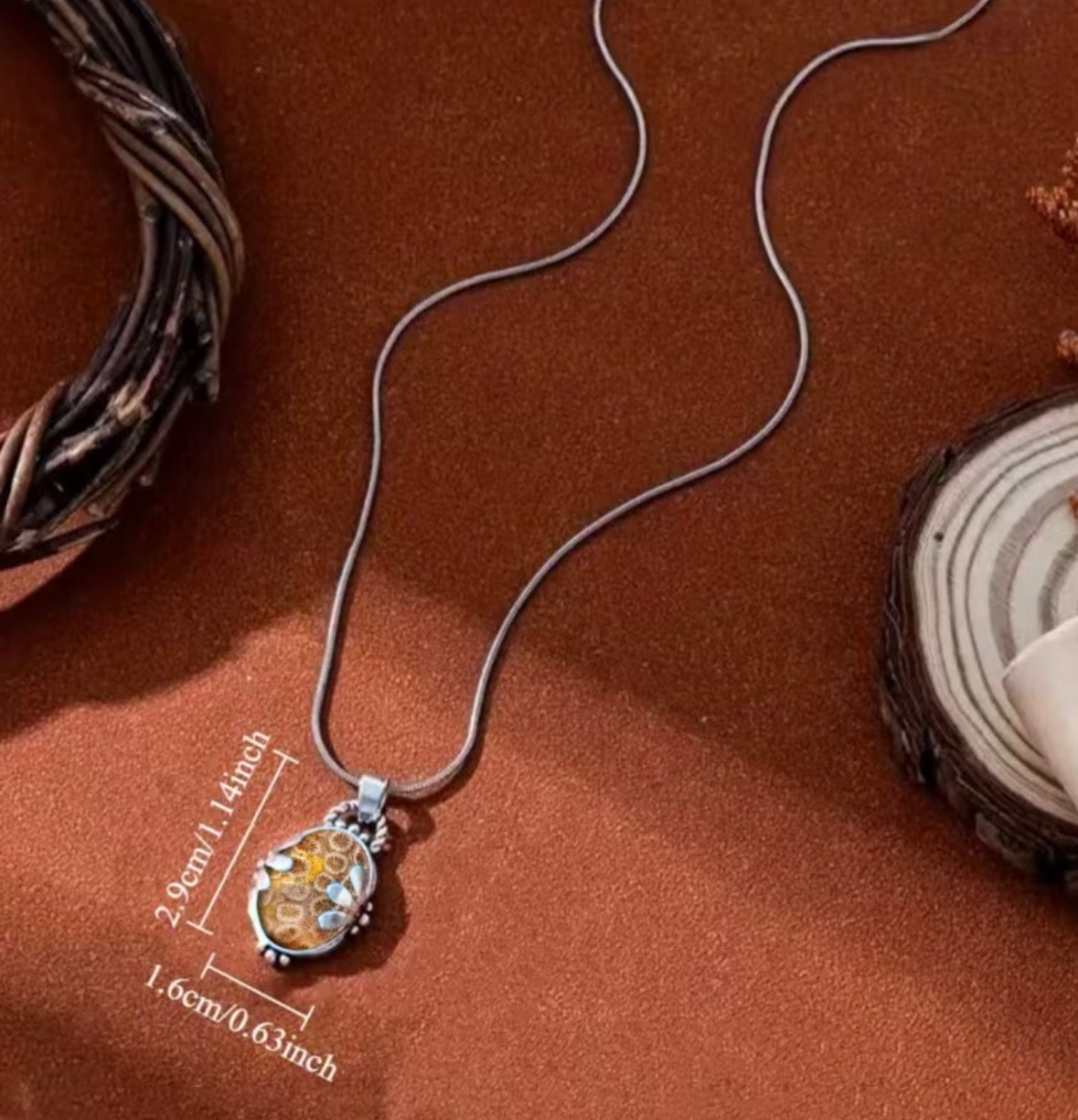 Bohemian Spiral Marbled Agate-like Pendant Necklace