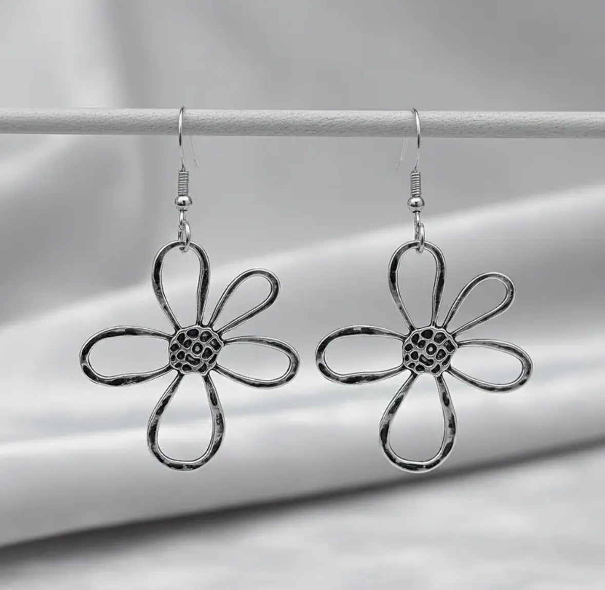 Bohemian Retro Hollow Flower Necklace and Earring Set