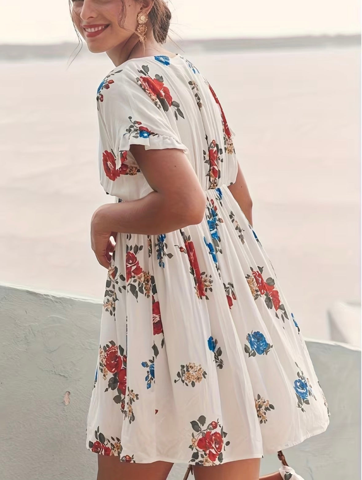 Plus Size Floral Print V-Neck Dress