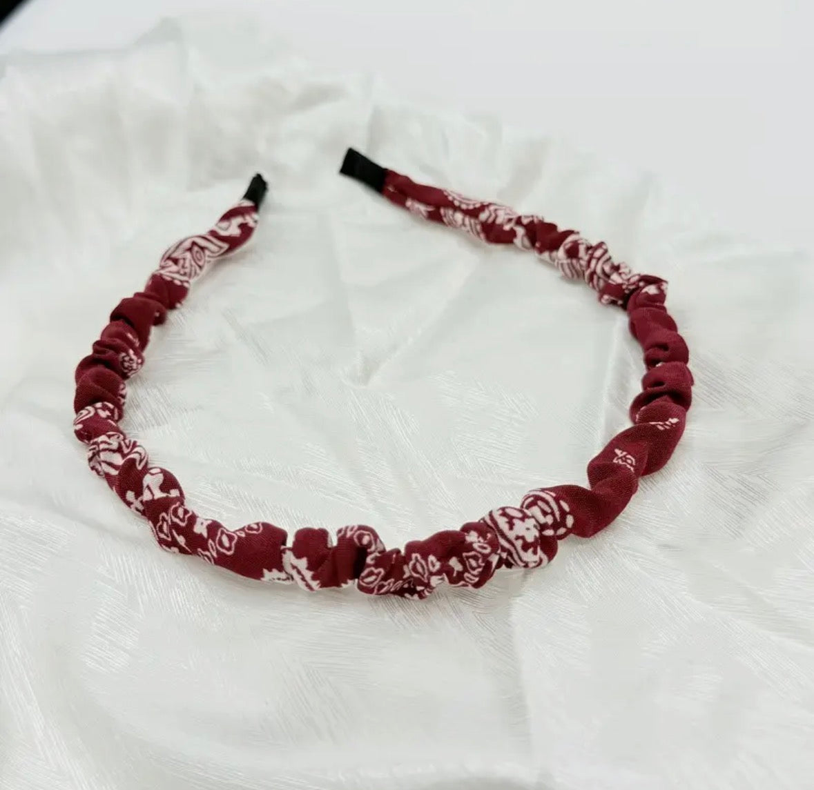 3-piece Pleated Slim Paisley Headband Set