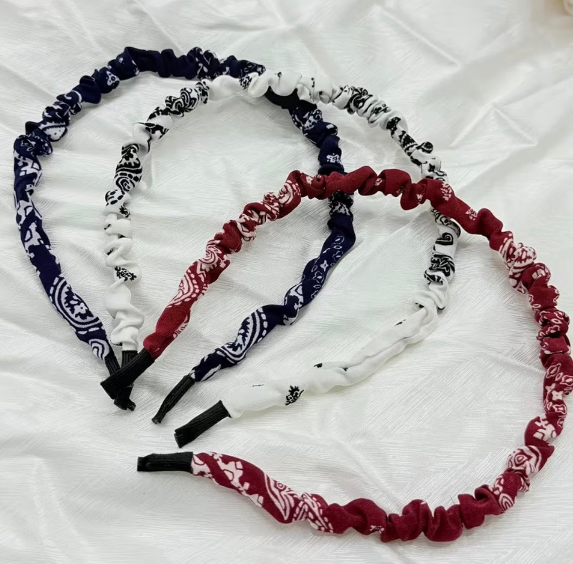 3-piece Pleated Slim Paisley Headband Set