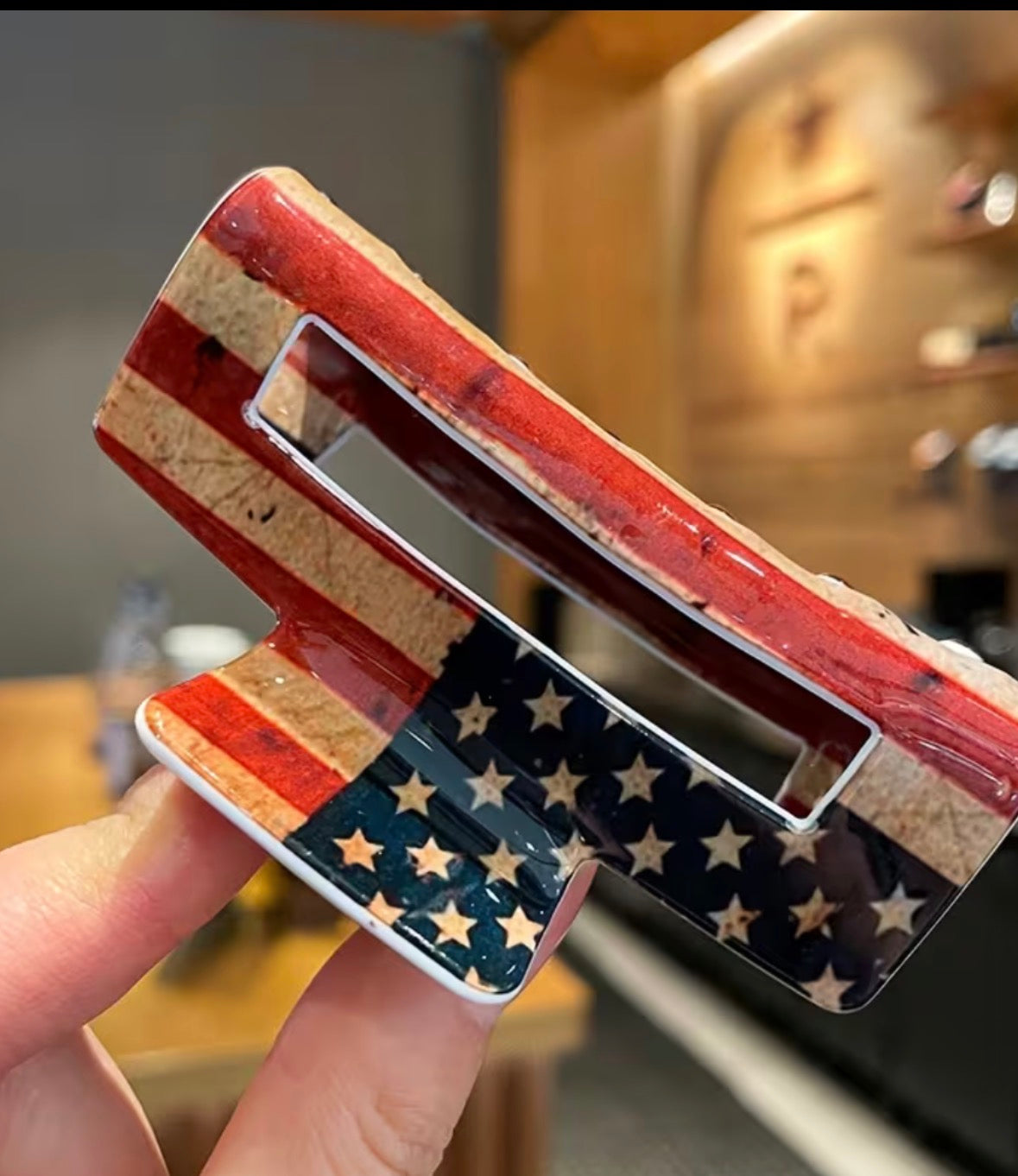 Vintage Distressed Large Stars and Stripes Design Hair Clip