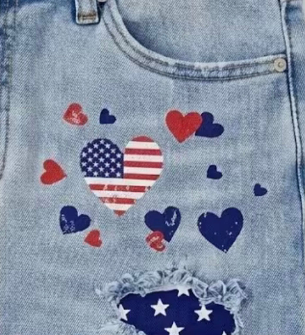Mid-Rise And Raw Hem Long Jean Shorts with American Flag Design