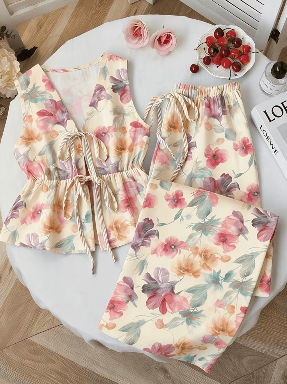 Artistic Oil Painting Floral V-Neck Sleeveless Top with Loose Wide-Leg Pants Loungewear Set