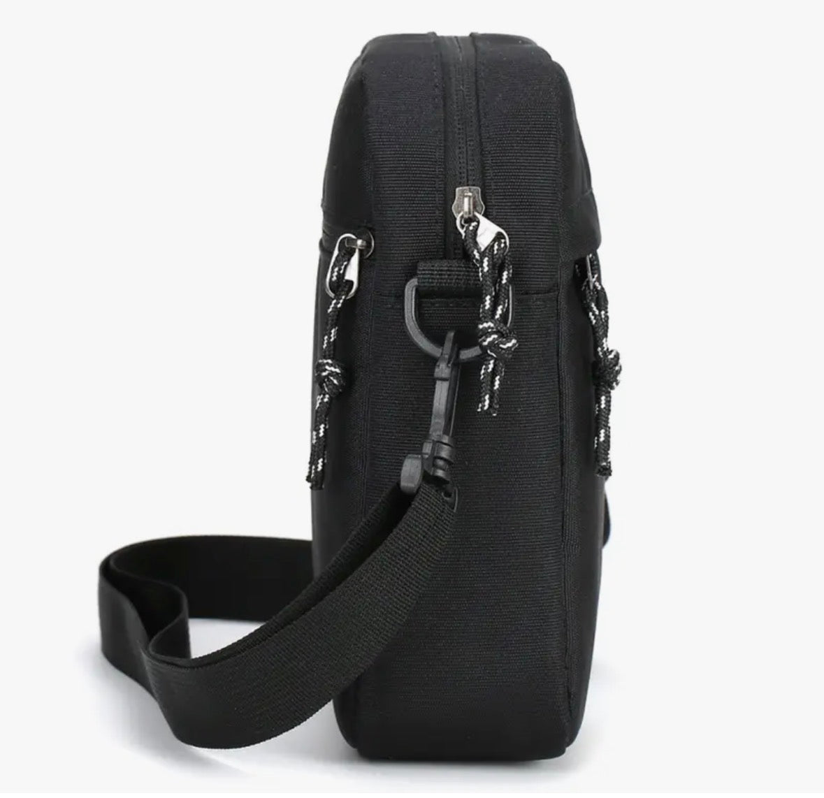 Four-Skull Large Capacity Shoulder Bag