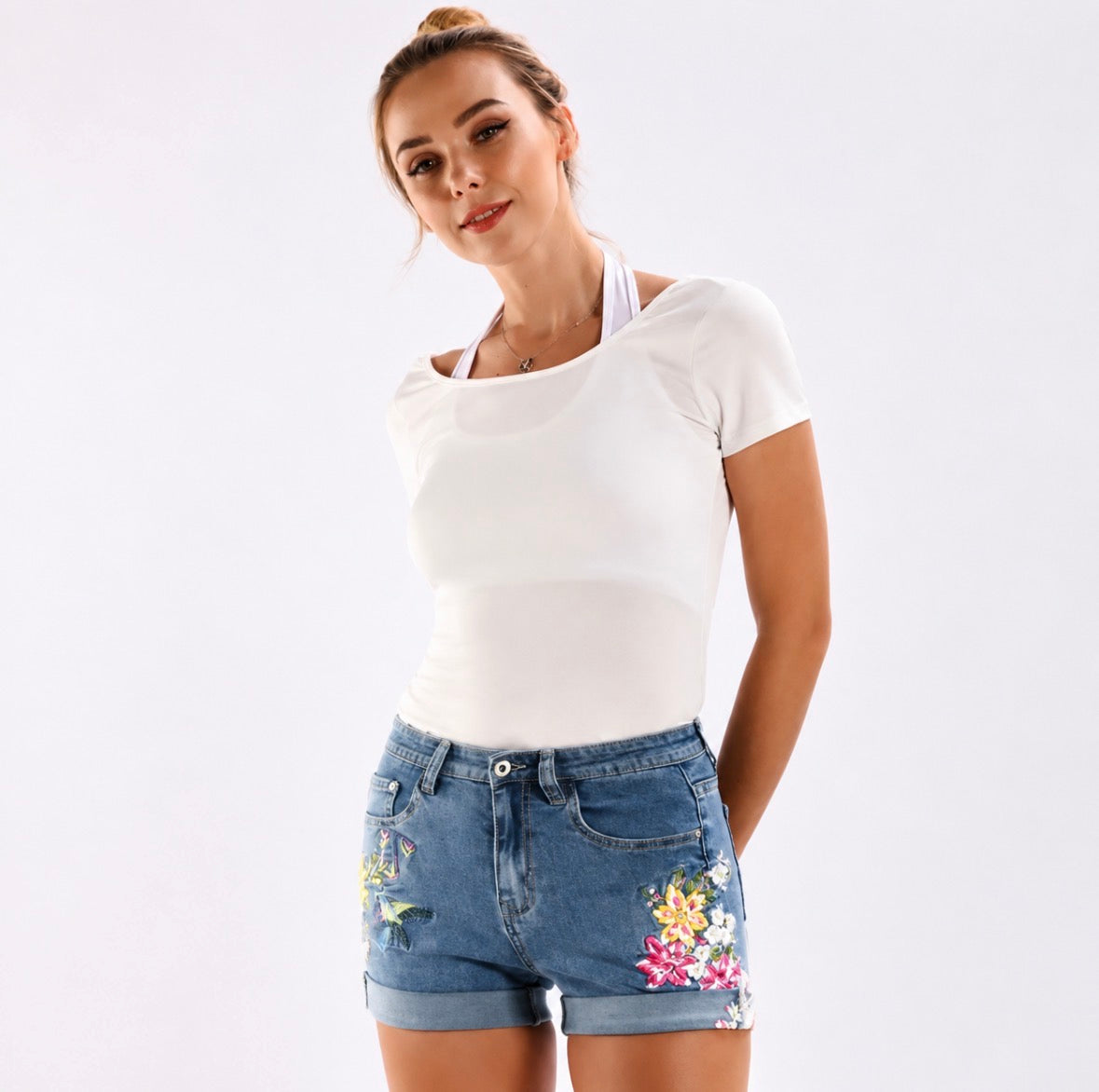 Plus-Size High-Waisted Wide-Leg Stretchy Denim Shorts with 3D Heavy Embroidery of Flowers