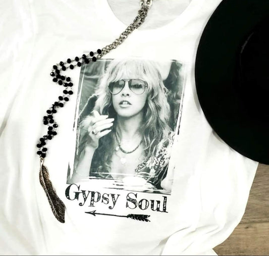 Graphic T-shirt "Gypsy Soul"