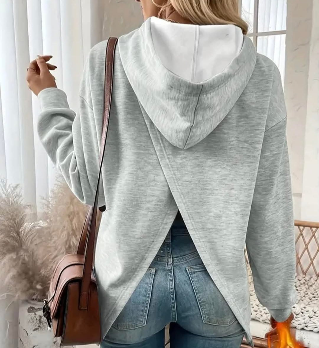 Long Sleeve Hooded Backless Sweatshirt